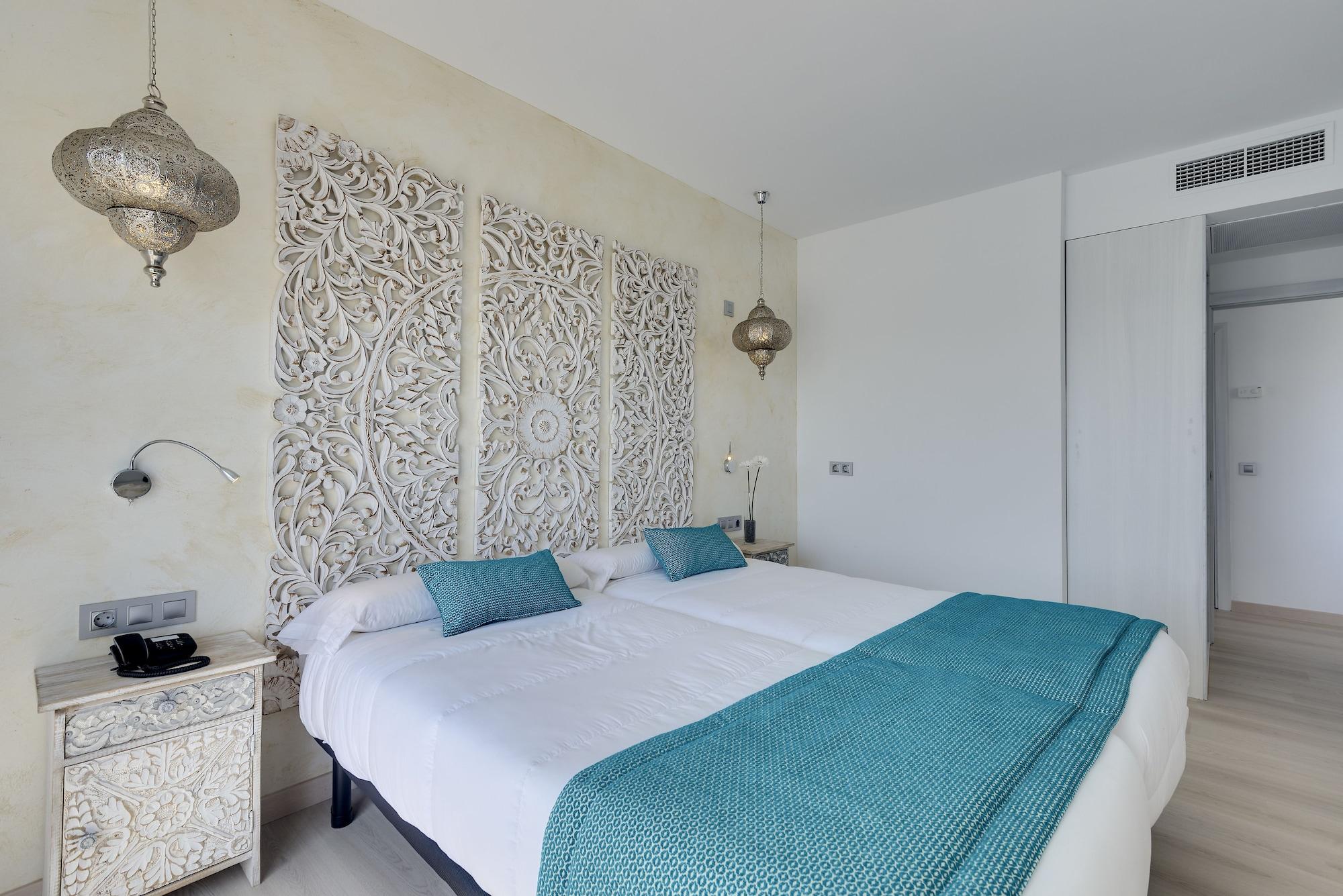 Cala Millor Garden Hotel - Adults Only Bagian luar foto