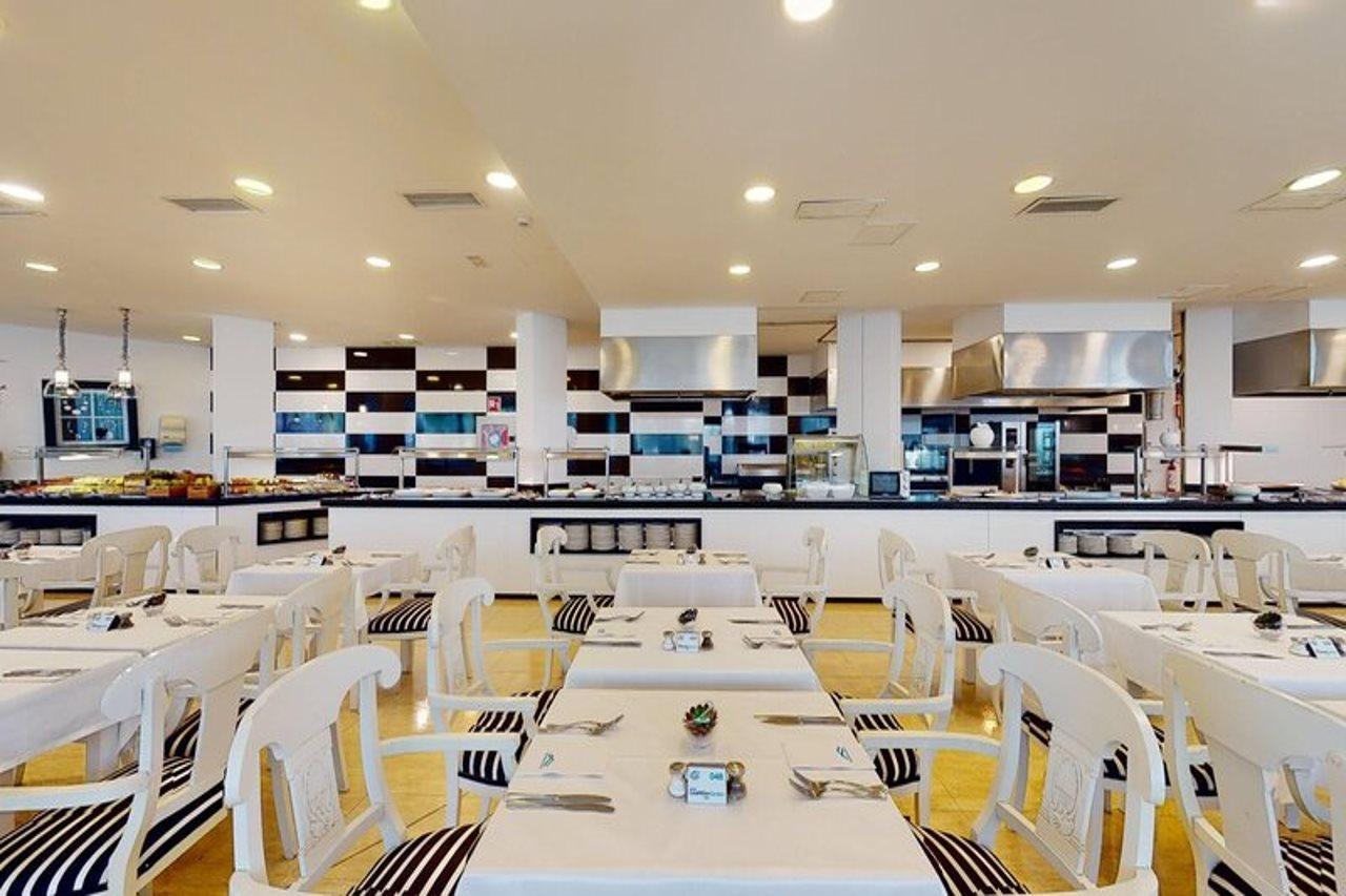 Cala Millor Garden Hotel - Adults Only Bagian luar foto