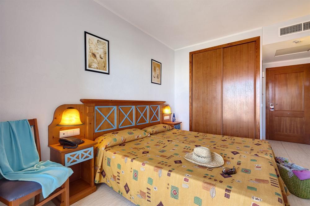 Cala Millor Garden Hotel - Adults Only Bagian luar foto
