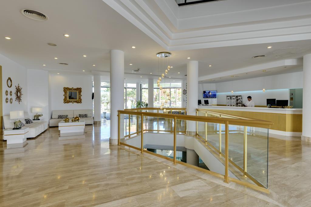 Cala Millor Garden Hotel - Adults Only Bagian luar foto