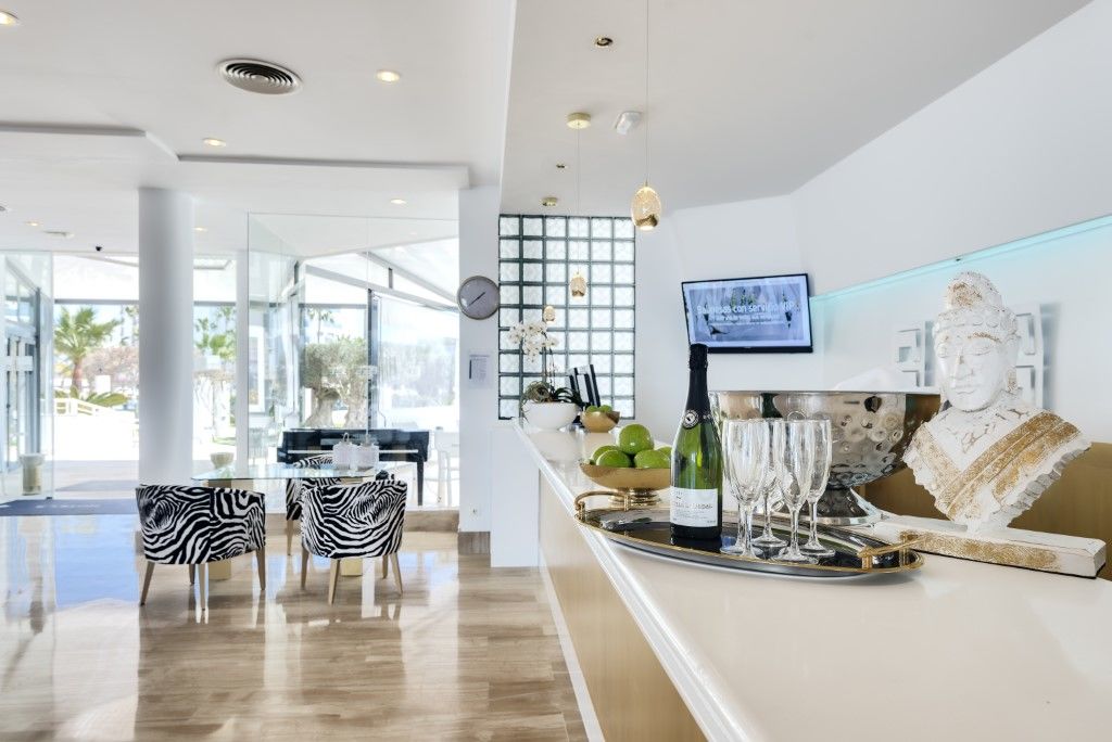 Cala Millor Garden Hotel - Adults Only Bagian luar foto
