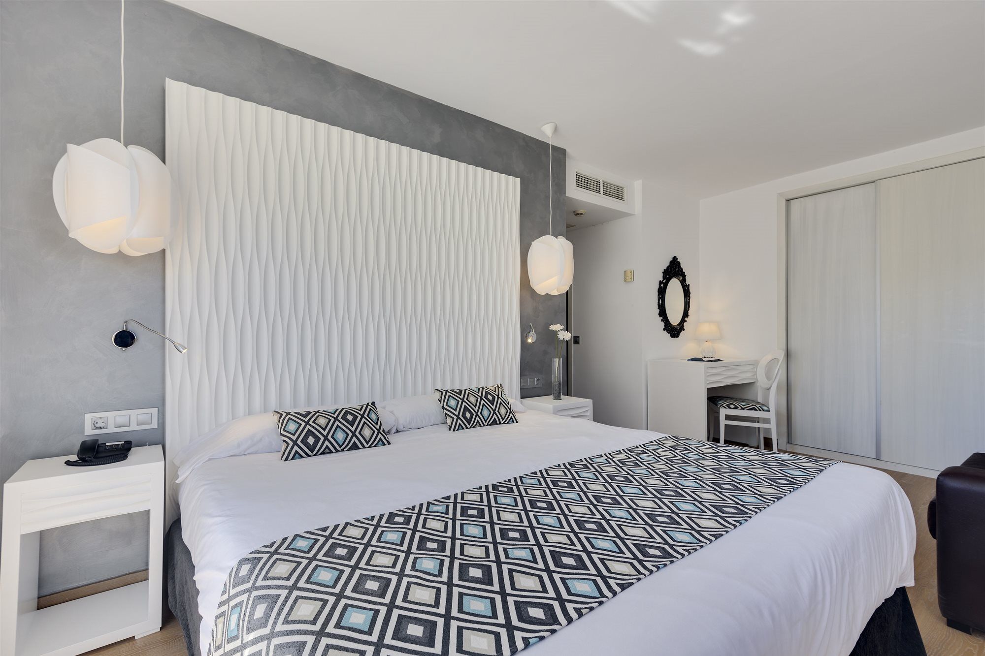 Cala Millor Garden Hotel - Adults Only Bagian luar foto